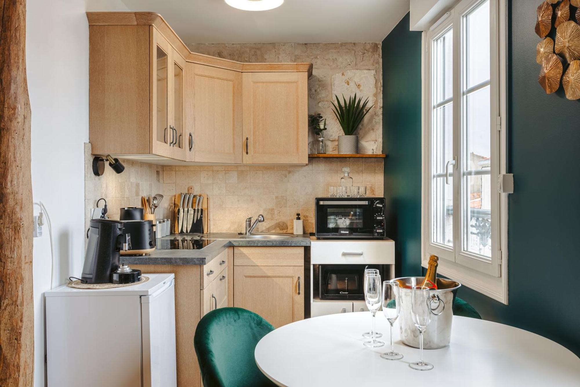 Apartment Gatsby - Elegant, Central, Fibre, Tv 4k, Netflix, Literie Confortable