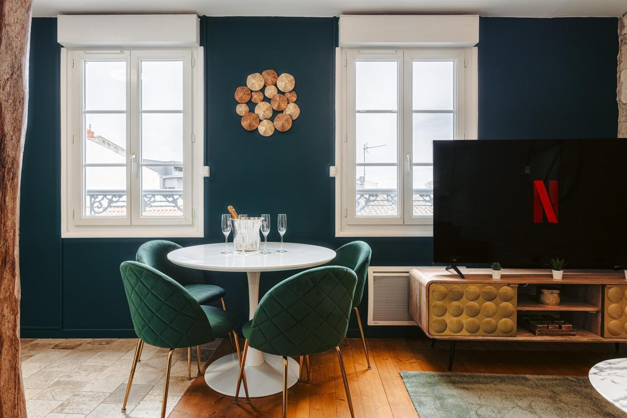 Gatsby - Elegant, Central, Fibre, Tv 4k, Netflix, Literie Confortable Apartment *