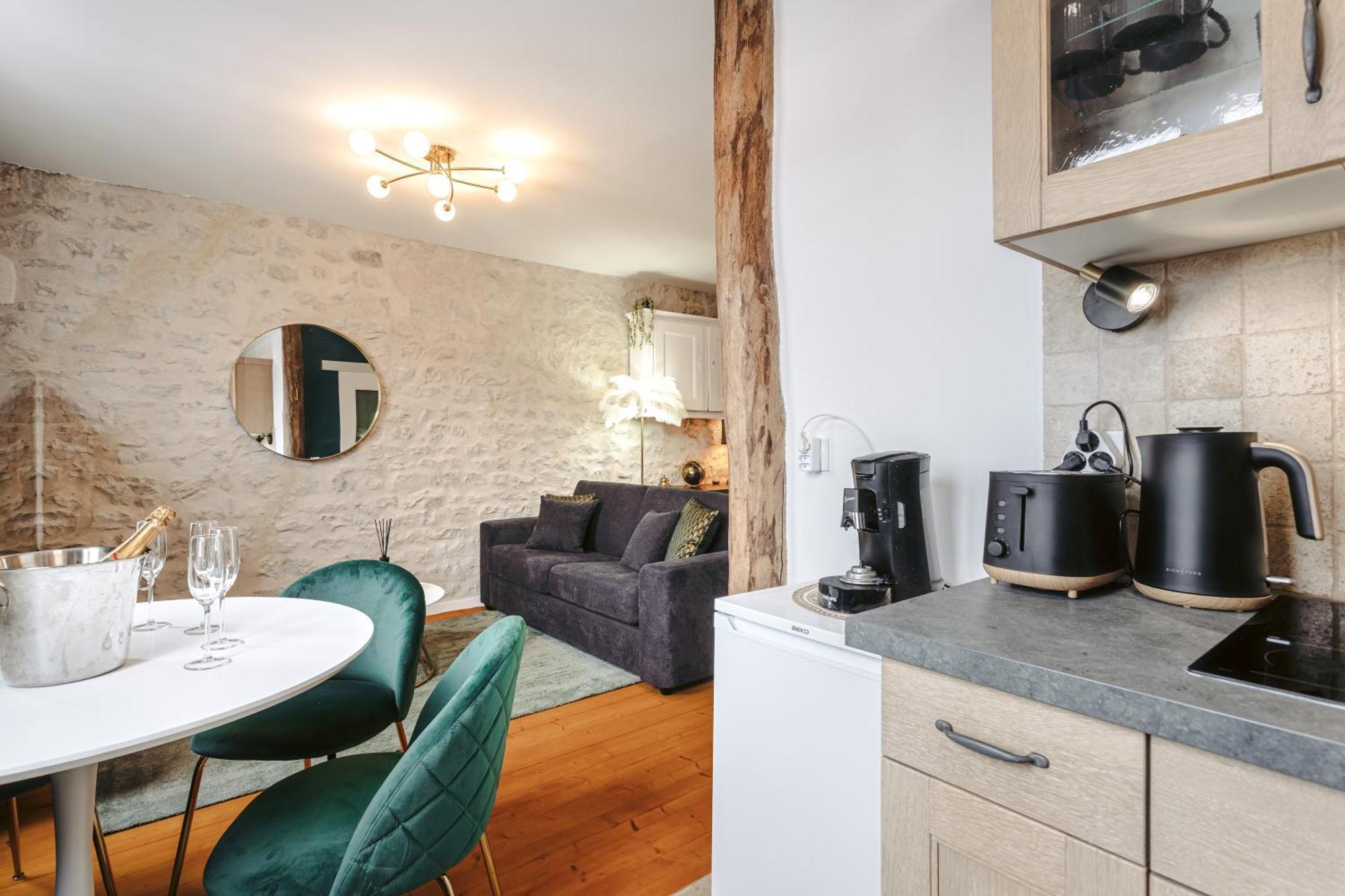 Apartment Gatsby - Elegant, Central, Fibre, Tv 4k, Netflix, Literie Confortable *